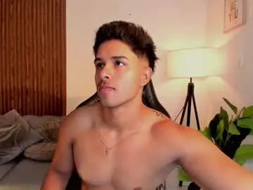 liam_colliins — Come here :) - Multi Goal: CUM LIAM, CUMMM [2360 tokens left] #young #muscle #cum #lovense #daddy