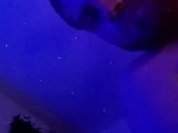 liamdshields25 — Freechat on Chaturbate