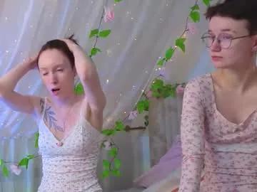 lil_tits_girls — HOT PVT OPEN + FREE REC  #couple #smalltits #new #skinny #lesbian