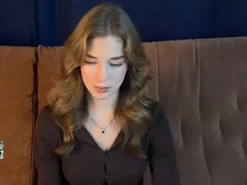 lilianlees — Goal:WInk for you Im Lilian and I'm waiting for you #fetish #18 #feet  [24 tokens remaining]