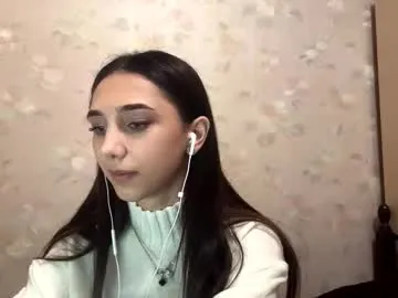 lilihalvorsen — Goal Show my outfit Hi, my name is Lina, I'm 18yo and #new #shy #18 #skinny #smalltits [80 tokens remaining]