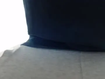 lililillliilill — Under the weather but still #horny #cock #dick #uncut #hairy -- Edging/bating !