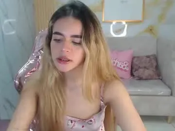 lilith4_s — GOAL: Flash tits [44 tokens remaining] Welcome to my room! #feet #natural #latina #ahegao #teen