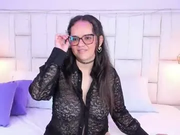 lilithvalmare — GOAL: finger masturbation  [90 tokens remaining]  This cute girl feel so horny  #feet #sexy #bigboobs #chatting  #c2c