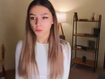 lillian_gross — GOAL: air kiss + smile [26 tokens remaining] Hi, my name is Alice is my first day, I am a little shy girl and let's start our game by dating #young #teen #natural #18 #new