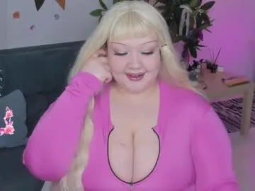 lilybelll — DOMI IS ON CLIT  saliva on naked boobs #bbw #bigboobs #blowjob #bigass #deepthroat [37 tokens remaining]