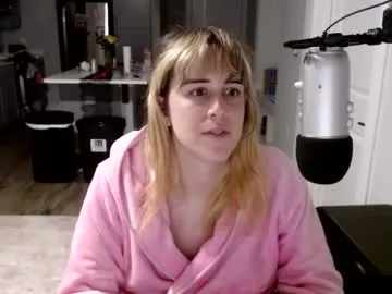 liriluv — help me plan content, ask me questions?? :) #blonde #cuteface #cutetits