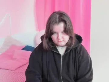 lizameaw — chat w me <3 #new  #young  #18  #shy #cute