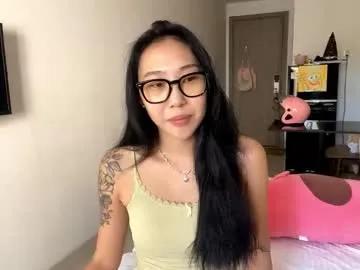 lizbethkvilhaug —  Goal:show tongueHii, I'm Lizz. Korean girl in Vietnam  New here #asian #new #teen #bigass #tattoos [20 tokens remaining]
