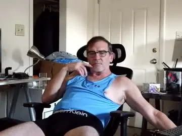 lngdickdaddy — Take off a piece of clothing #goal #cumshow [0 tokens remaining]