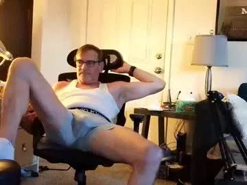 lngdickdaddy — Take off a piece of clothing #goal #cumshow [0 tokens remaining]