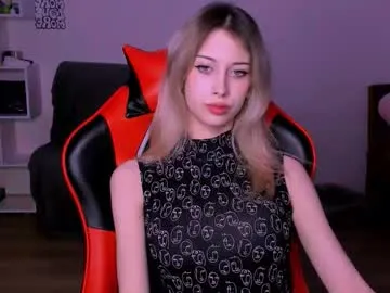 lori_meow — hey!!! // GOAL: wish a good stream! [52 tokens left] #blonde  #teen #18