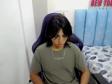 louis_baltazar — GOAL: MASTURBATE ME X 5 MIN [433 tokens remaining] Welcome we are all for fun #new #bigcock #sexy #hot