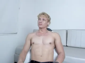 lover_fitnessboy — CUM   #muscle #bigcock #uncut #cum #teen [800 tokens remaining]