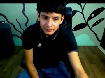 luca_vega — Sup y'all! qI want to do everything today, come and take me the milk  #18 #latino #bigcock #young #feet #cum #bdsm [199 tokens remaining]