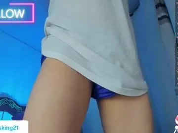 lucaas_king — GOAL: Hard Cock  [35 tokens remaining] !Sensitive hole #foreskin #18 #twink #bigcock #femboy