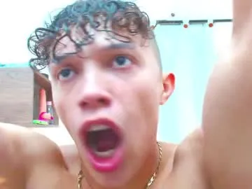 lucas_luxx1 — Goal: Sexy muscular dance #Dirtytalk #Roleplay #Muscle #Bigdick #new  - Next Goal: Naked muscles show