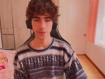 lucas_xo — <3<3<3 Hi! Hola!! Bonjour!  #latino #teen #twink #18 #young