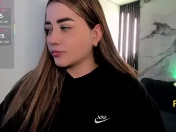 lucia_star_ — Welcome my room PVT ON  #natural #pvt #cum #latina #daddy