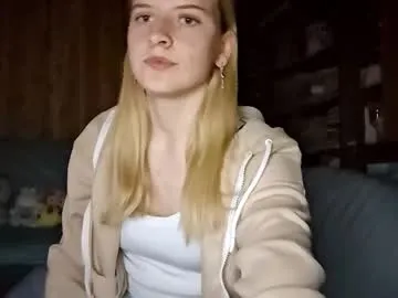 lucileourth — Start my show #new #18 #shy #cute #teen [0 tokens remaining]