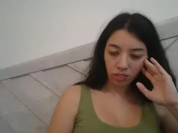 lucylitt25 — 500k play with pussy and play with boobs [368 tokens remaining]