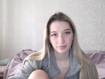 lucyreeel — i'm looking my love #new #aussie # #findom #femdom #18
