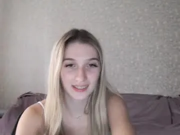 lucyreeel — i'm looking my love #aussie #18 #femdom #findom #nonude