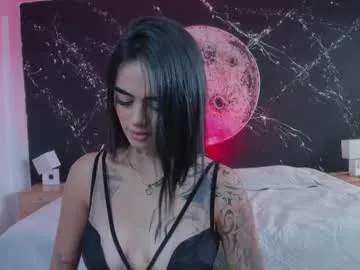 lunaevans01 — Pussy play slowly x 2 min [104 tokens left] #slut #dirty #skinny #latina #party