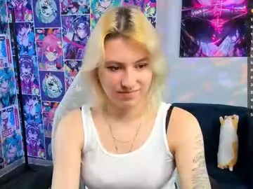 lylabee — GOAL: Sexy dance [37 tokens remaining] Our toys works with your tips let's fun!   #boobs #bigass  #hairy #deepthroat #tease