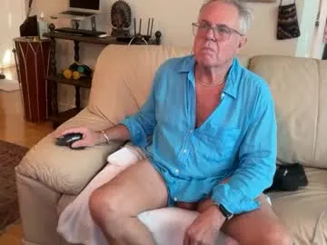 madmanacrossthewater — Freechat on Chaturbate