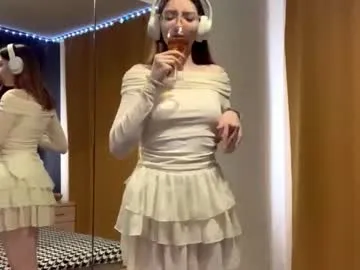 maidacompston — Goal: Cute kisses from my lips! Im Elina nice to meet u guys! #shy #new #18 #bigboobs #skinny [15 tokens remaining]