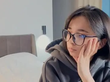 maracommiskey — Hello CB  GOALYou want to see how I sexually touch my neck  ><   #new,me #asian #cute #natural #young [0 tokens remaining]