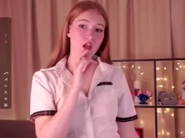margo_meow_ — Goal: Lick finger near the camera  #shy #18 #bigass #skinny #lovense [22 tokens remaining]