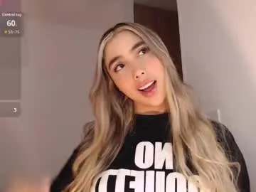 mariana_es — GOAL: Slap my boobs + Pinch nipples [68 tokens remaining] Im back guys ! PVT is open, lets go to have fun #blonde #bigass #bigboobs #young #squirt