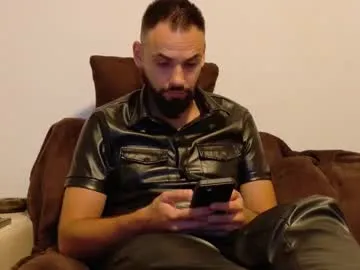 master_roberto333 — Steps to get my attention: 1. follow me on X (check my bio) ; 2. send tribute. #cashmaster #leather #smoke #findom #feet #socks #Findom #CashMaster #FindomKing #AlphaDom #AlphaMaster #SuperiorMale
