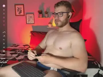 mateo_ocampo — Flash cock at goal  [15 tokens left] #gay #bear #uncut #cum #lovense