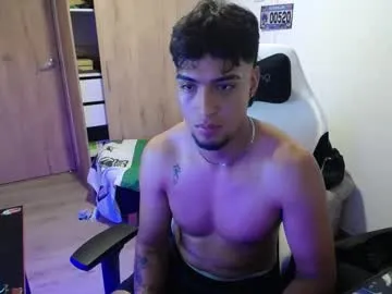 matias_bianco01 — #master #findom #smoke #videogames #feet [2000 tokens remaining]