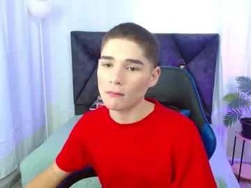 matiii18 — #new !Goal: Cumshow o Cum pvt 299  #young #18 #teen #bigcock [399 tokens remaining]
