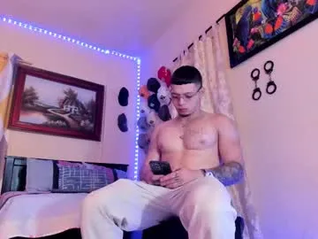 matt_your_master_ — GOAL: Play my balls [80 tokens remaining] Welcome to my room / PVT ON #muscle #bigcock #fit #findom #master