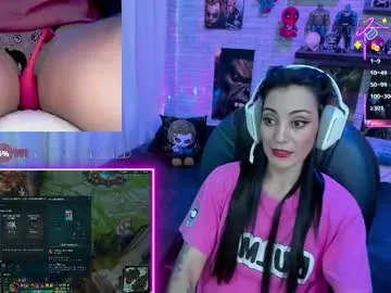mature_gamer — Fuck me while trying to classify in the league  - Multi-Goal :  Play with me #nonude #gamer #bigass #tease #lovense