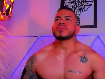 max_sstone — Play cock and cum  [1000 tokens remaining] #muscle #cum #tattoo  #feet #lovense