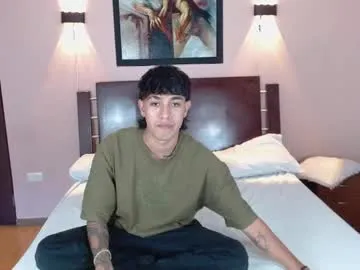 maxx_heatt —  GOAL: Touch The chest gently [20]  Sexy boy wants cum  #slim #teen #tattoo #brunette