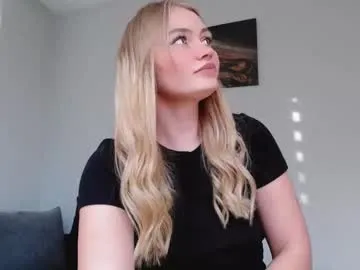 melani_a — #blonde #18 #natural  #small #dance