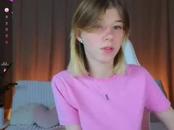 mengsin — Welcome to my room! #blonde #new #shy #18 - Goal: My first Goal [157 tokens left]