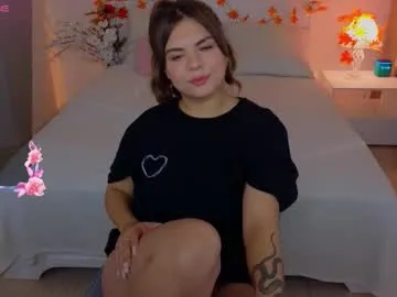 mia__moon__ — I open my back ... very slowly #bigass #feet #bigboobs #nonude  #new [44 tokens remaining]