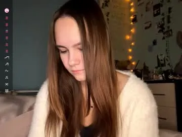 mia_cutesisa — finger inside tight pussy flash #bigass #lovense #anal #squirt #18 [134 tokens remaining]