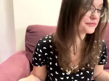mia_shine_bright — I'm Mia here!  GOAL:  Sexually put on stockings #lovense #shy #new #bigboobs #stockings [549 tokens remaining]