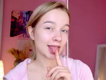 miabubu — Licking fingers + eye contact :3 #teen #18 #blonde #new #natural [0 tokens remaining]