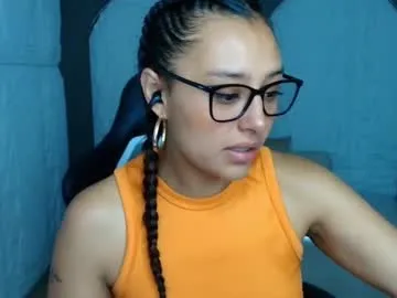 miah_jones_r —  One tip = one vibration #anal #deepthroat #squirt #lovense #latina