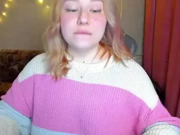 mila_foxxxy — gonna try make me squirt , huh? ;) #shy #lovense #squirt #blonde #curvy